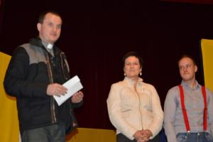 Z izkupičkom predstave pomagali sokrajanu 5